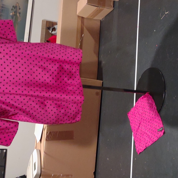 Gorgeous Woman Top by KASPER ASL Size 12..Comes with accent hankie - Picture 2 of 4